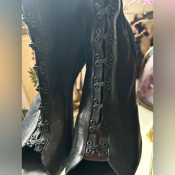 Gianvito Rossi Hook-Eye Stiletto Boots - Picture 4 of 5